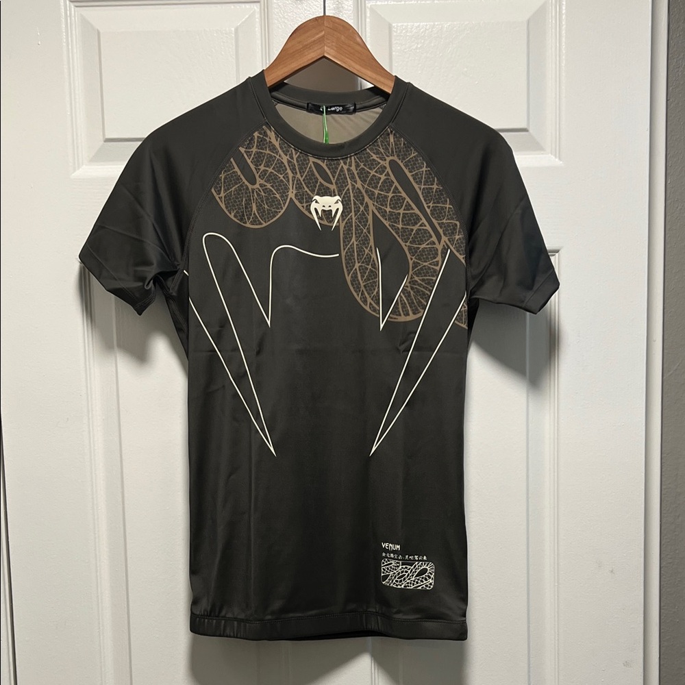 Venum Serpenti Rashguard L NWT